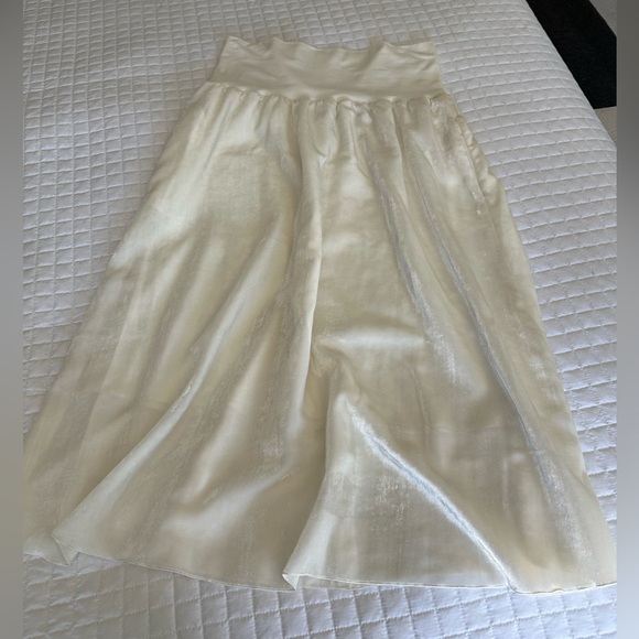 ATM cream velvet midi skirt, size large - Picture 10 of 13